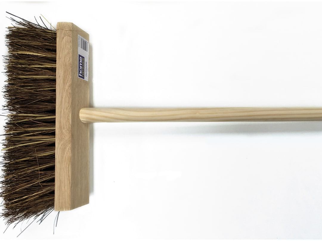 Home Hardware - Stiff Bassine Yard Broom Brooms | Snape & Sons