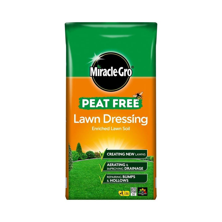 Miracle Gro - Peat Free Enriched Lawn Dressing Soil Lawn Treatment | Snape & Sons