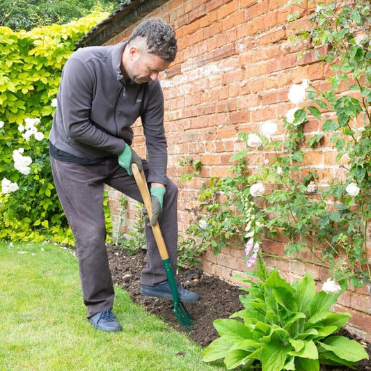 Wilkinson Sword - Digging Fork Carbon Steel Garden Forks | Snape & Sons